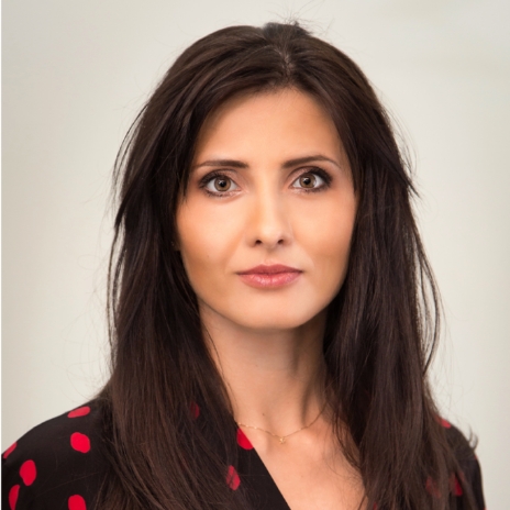 Dr. Raluca Cosgarea